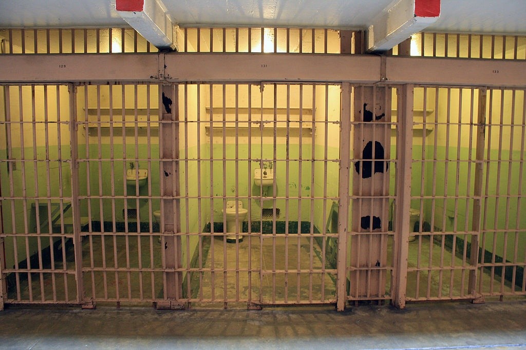 1024px-Alcatraz_Island_-_prison_cells