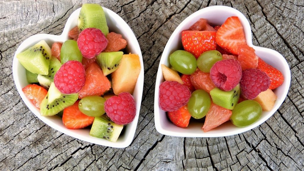 Bowls of fruit 